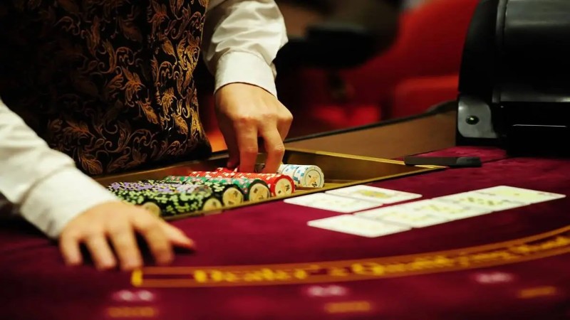 Dealer Là Gì? Tìm Hiểu Về Dealer Casino Dealer cần thông thạo bộ môn ngoại ngữ